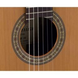 achetez guitare classique MALAGA ADMIRA, magasin de musique chasseneuil